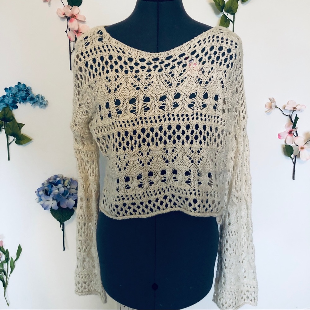 Cropped bell sleeve sweater